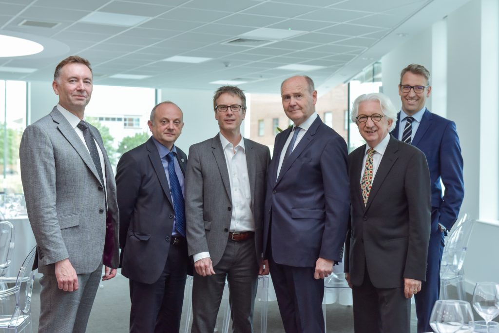 Inauguration officielle du Discovery Building